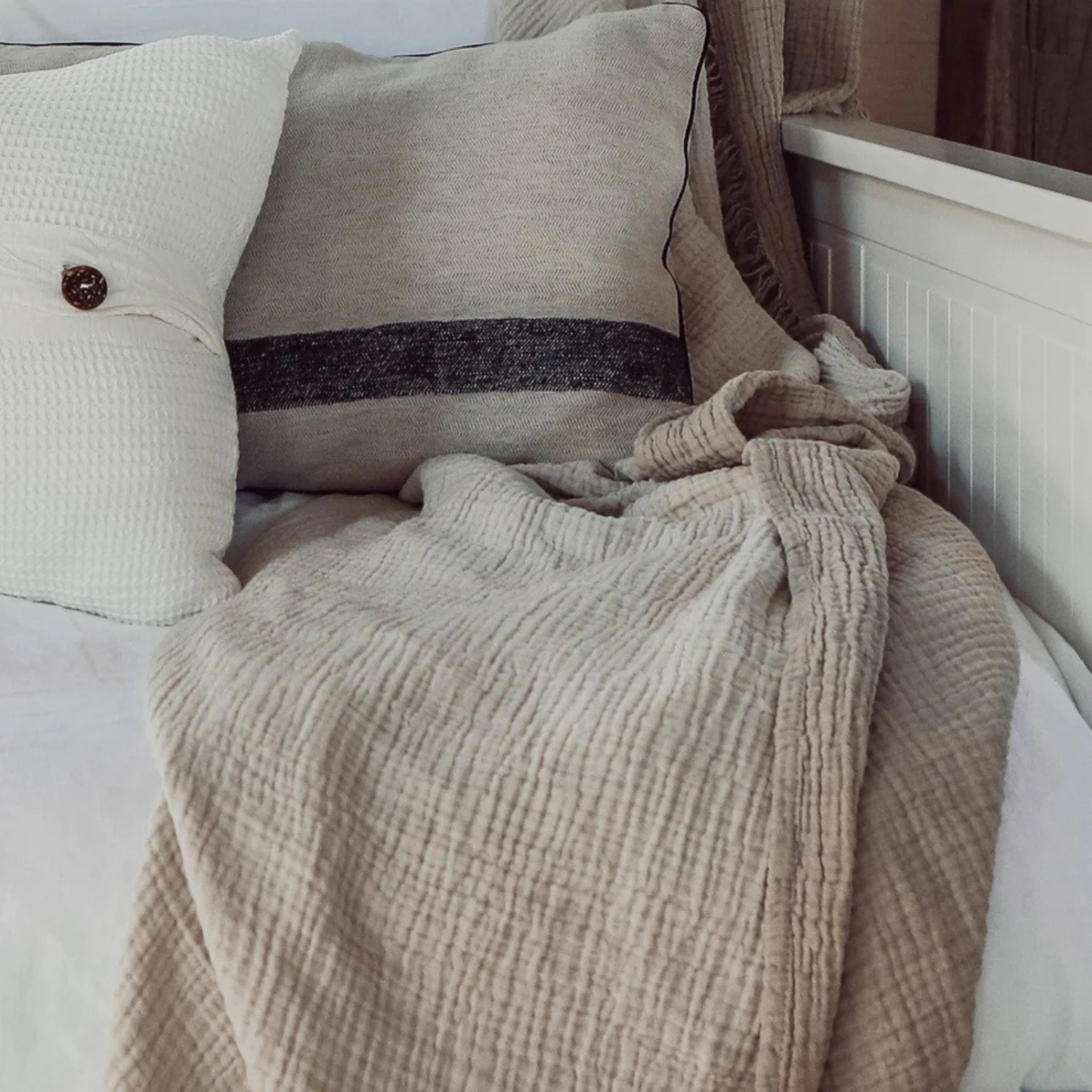 Solid Crinkle Throw - Fawn/Beige