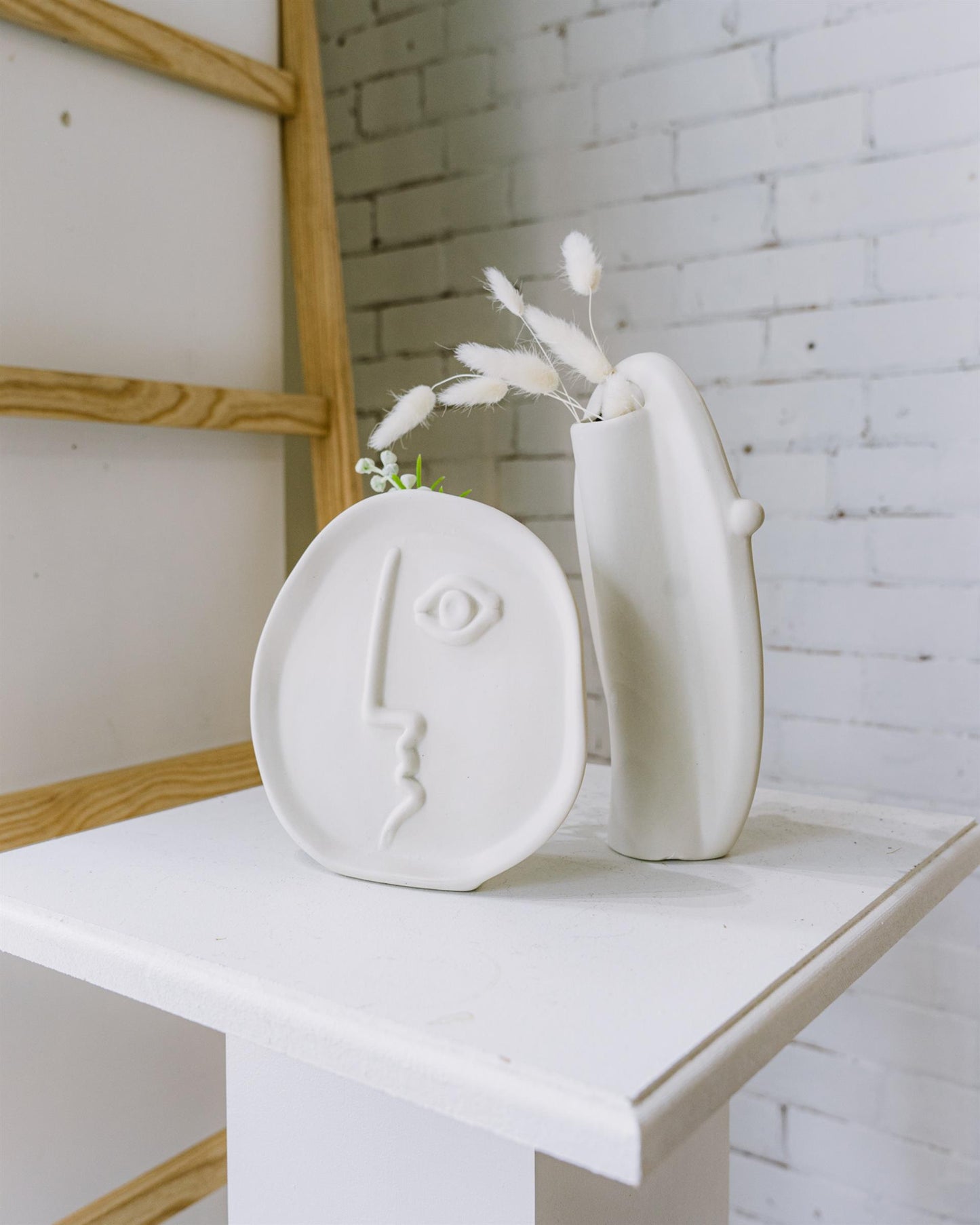 Face Vase (2 styles)
