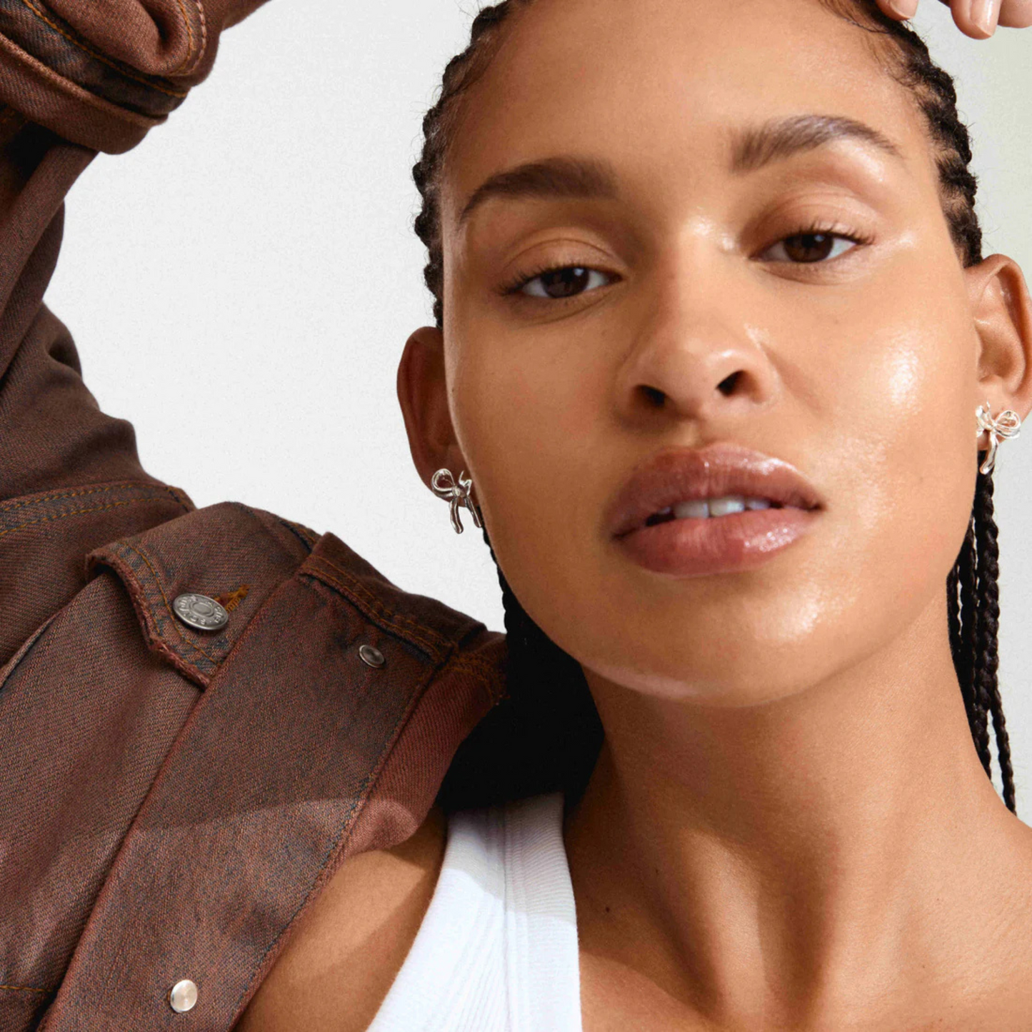 Cassian Bow Earrings