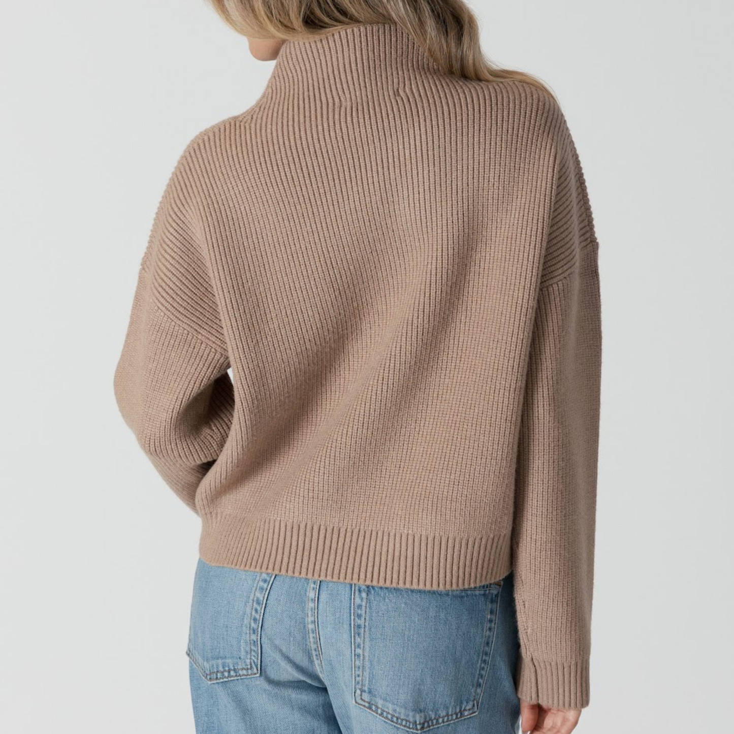 Evolet Mockneck Sweater - Caramel