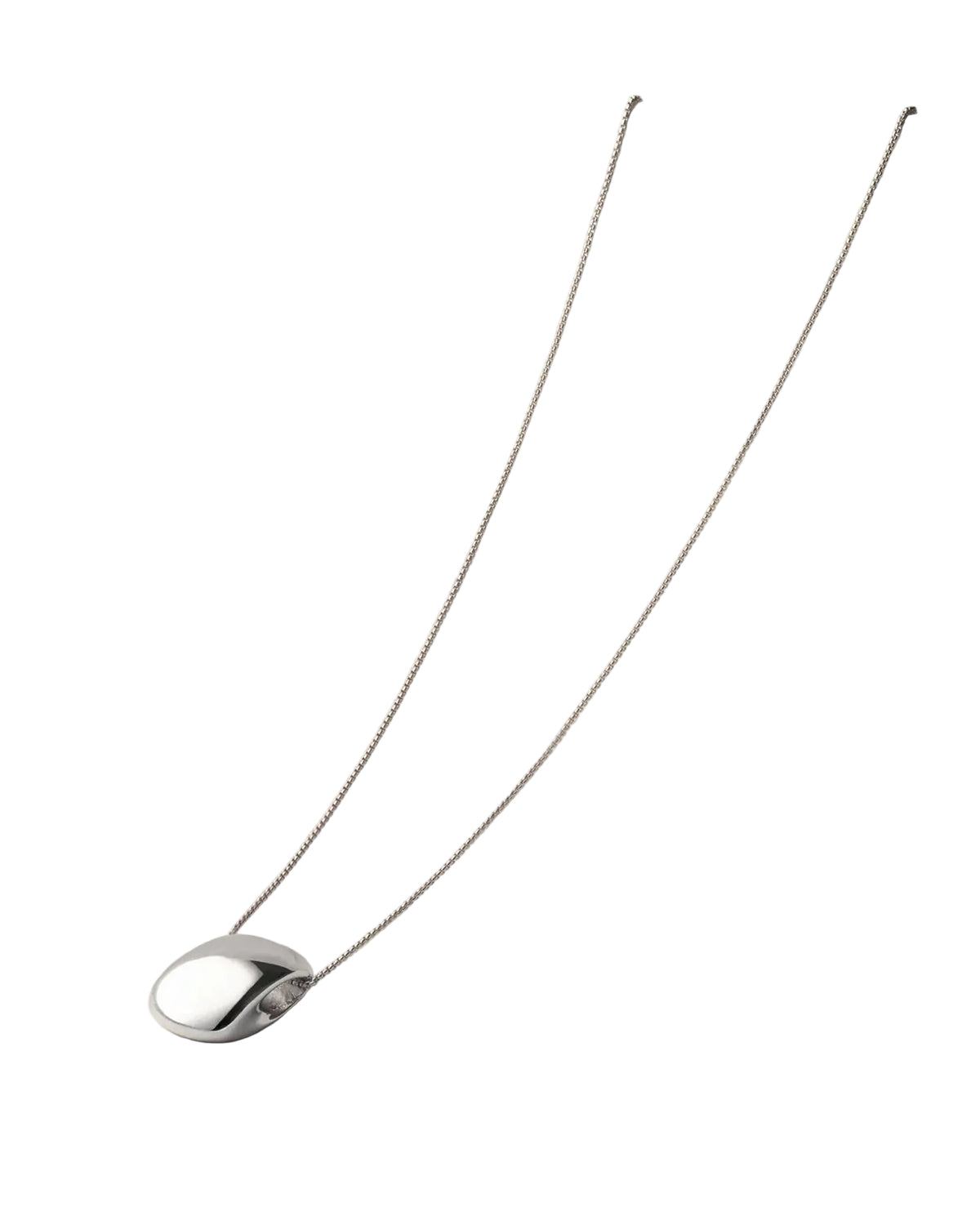 Leon Pendant Necklace